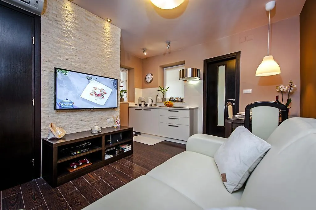 Apartments Casa Dekic Ровинь 0*,
